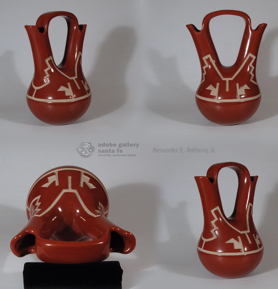 LuAnn Tafoya Pottery C4111A